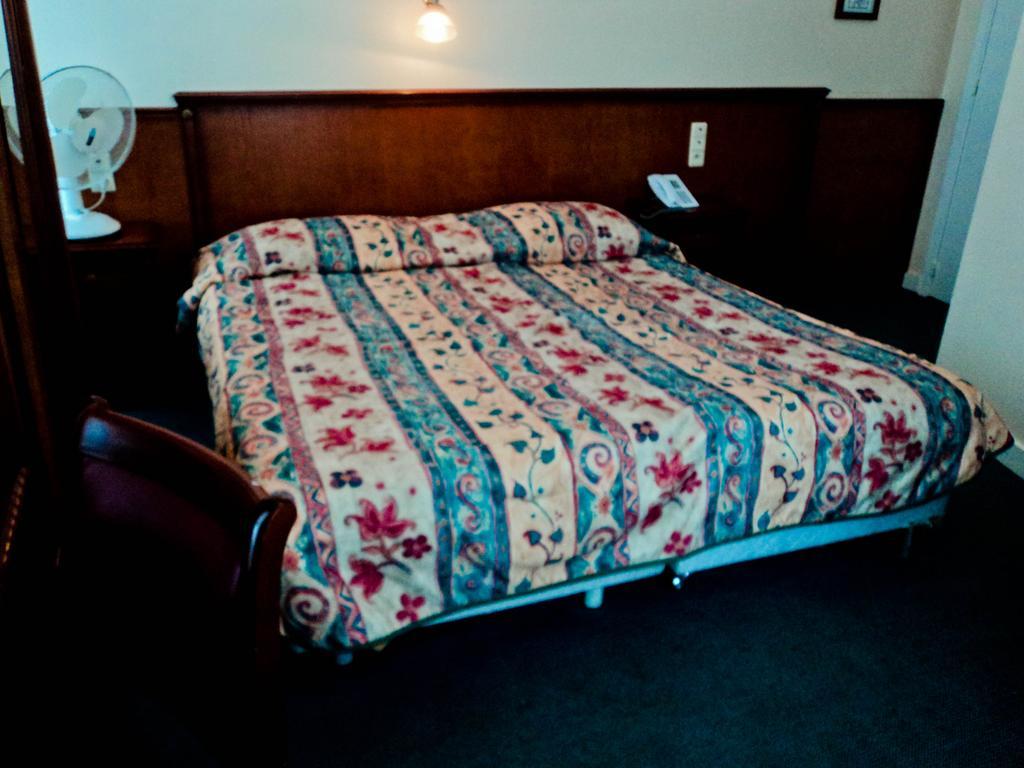 Hotel Continental Saint-Gilles Ruang foto