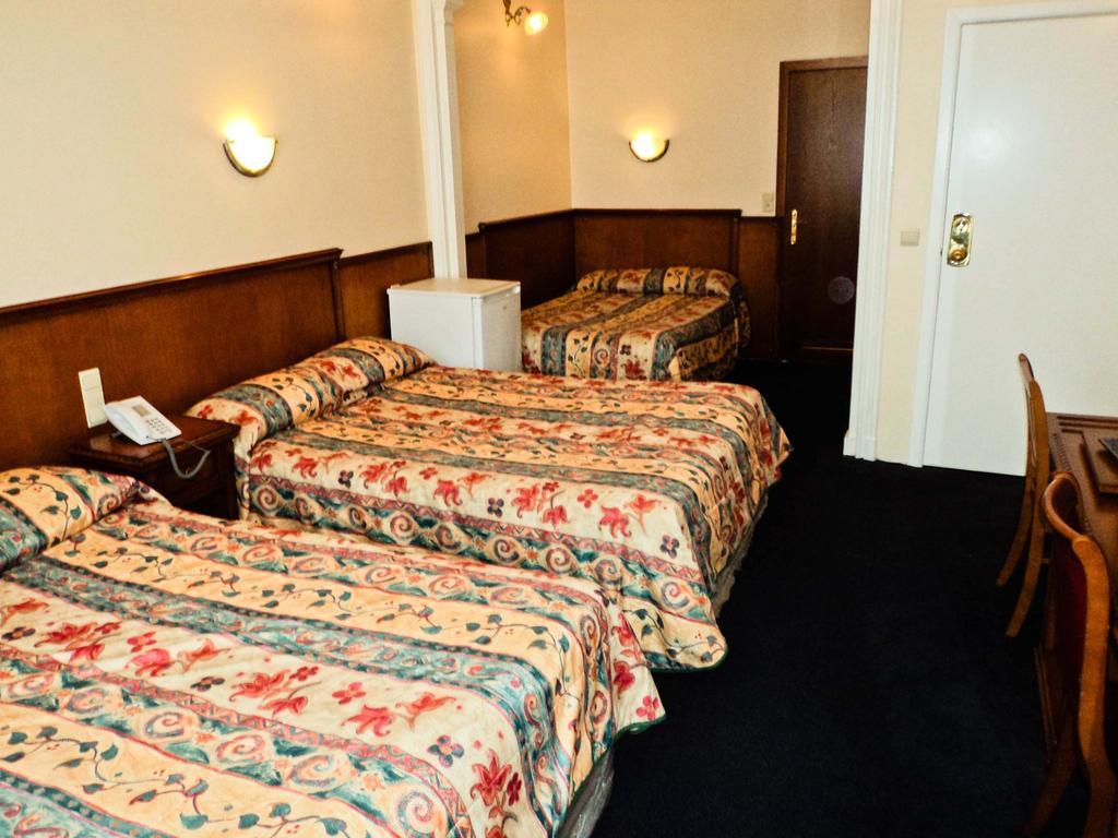 Hotel Continental Saint-Gilles Ruang foto
