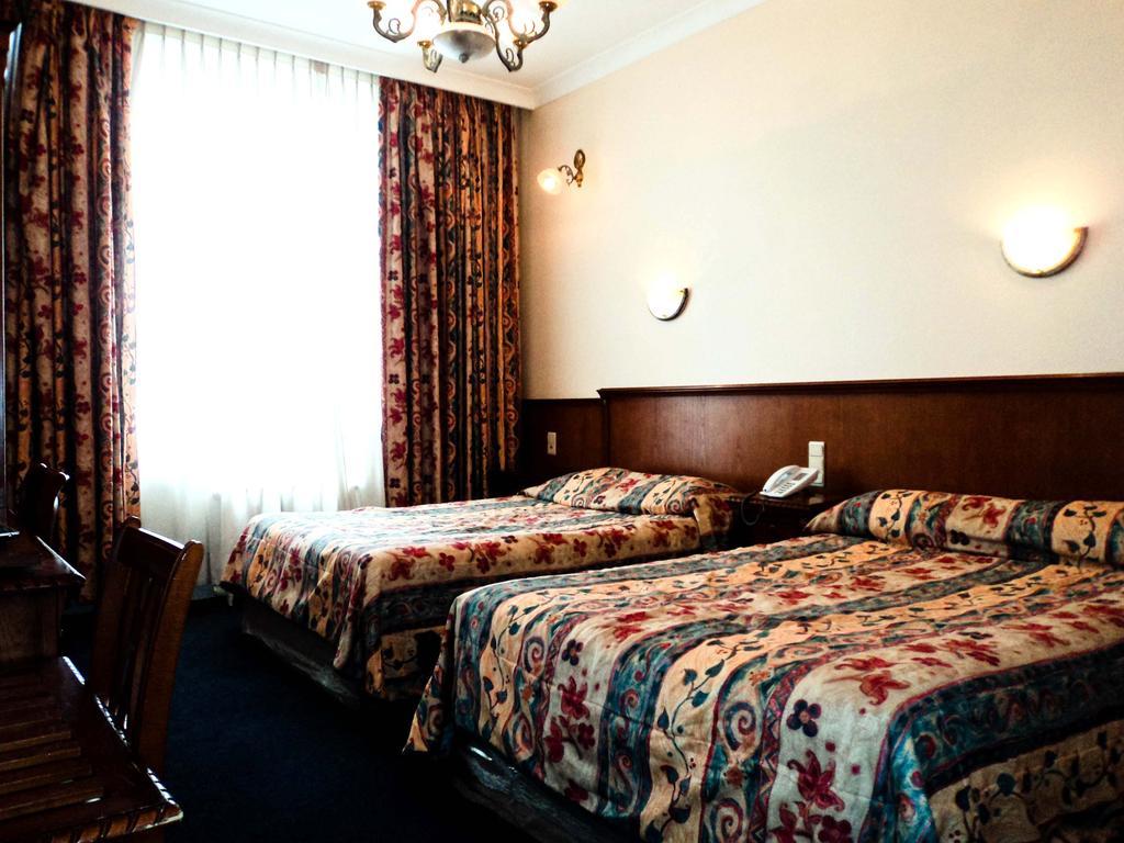 Hotel Continental Saint-Gilles Ruang foto